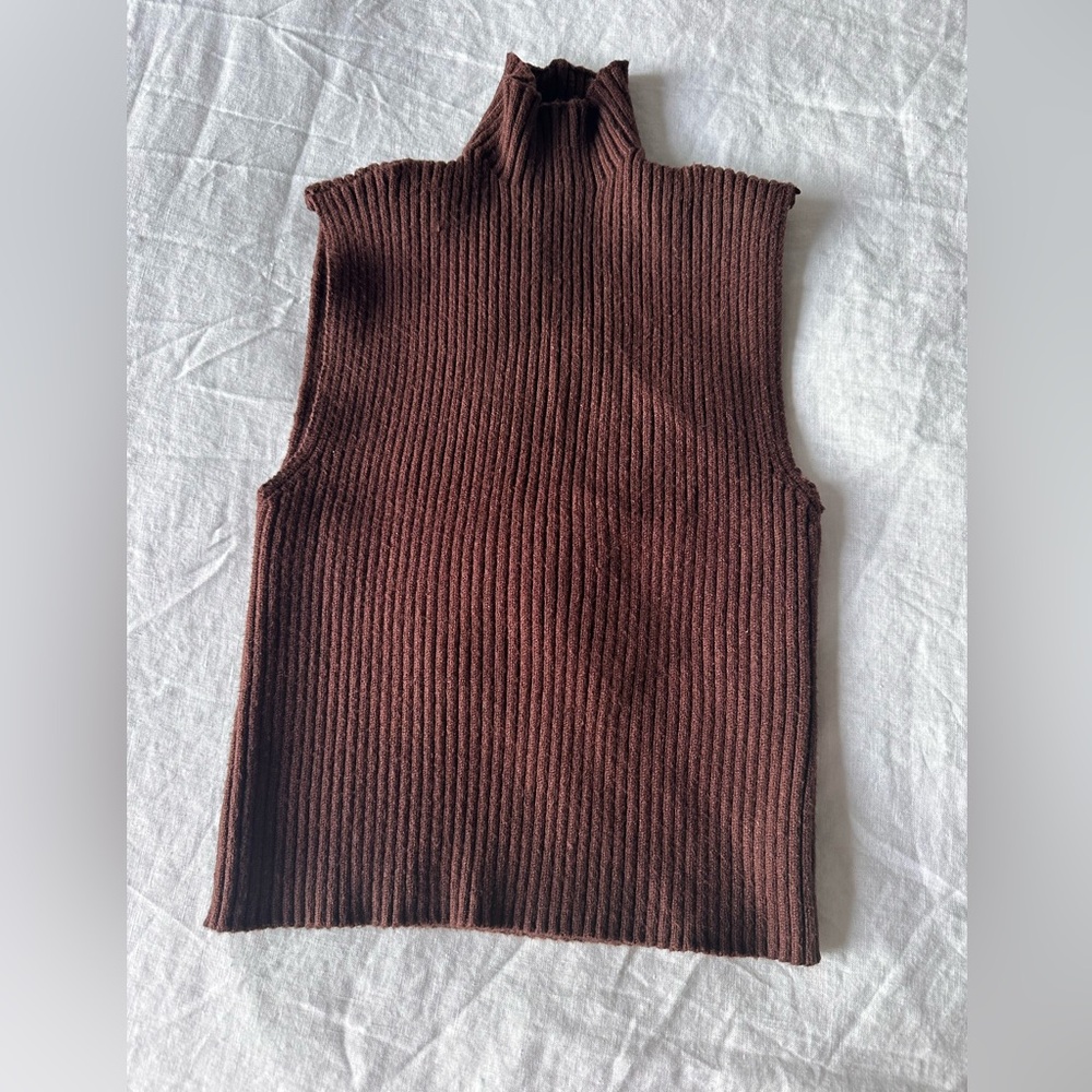 Zara cropped knit sleeveless top